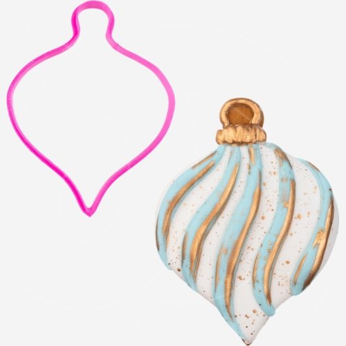 Вырубка пластиковая "Ёлочная игрушка" 9 см 