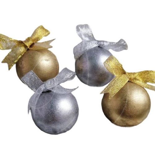 Форма пластиковая "Новогодние шары" 3 см 51458